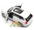 Volvo_XC90_A0.jpg