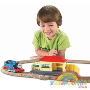THOMAS TOMEK kolejka TRACKMASTER Pracowity Dzień Tomka
