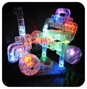 Klocki świecące Light Peg USA - traktor