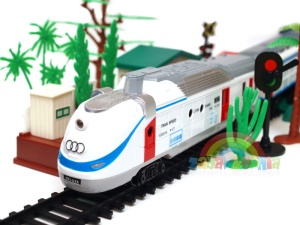 Kolejka na baterie DROMADER z przejazdem kolejowym i przestawnymi zwrotnicami