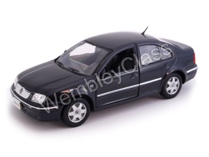 Volkswagen Bora  1:24 model WELLY