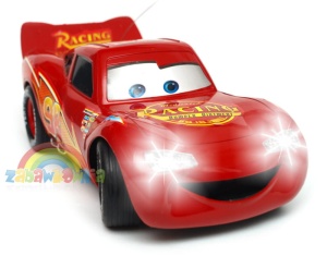 Duży zdalnie sterowany samochód bajkowy z reflektorami