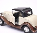 Ford_Roadster_soft_top_40.jpg