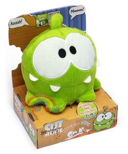 maskotka z dźwiękiem Omnom CUT the ROP