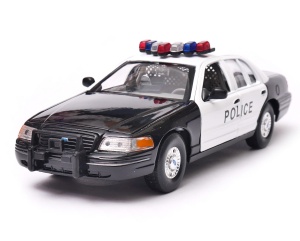Ford Crown Victoria Highway Patrol model Welly w skali 1:24
