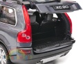 Volvo_XC90_70.jpg