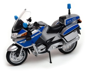 BMW R 1200 RT POLIZEI 1:18 model motocykla WELLY