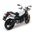 Triumph_Street_Triple_40.jpg
