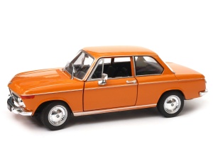 BMW 2002ti model Welly w skali 1:24