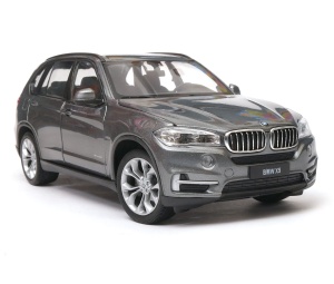 BMW X5 2014 model Welly w skali 1:24