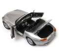 BMW_Z8_22084W_040.jpg