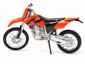 motocykl KTM 525 EXC 1:18 model WELLY