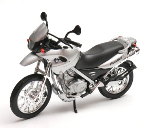 BMW F650 GS 1:18 model motocykla WELLY