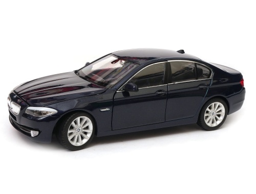 BMW_535i_24026_010.jpg