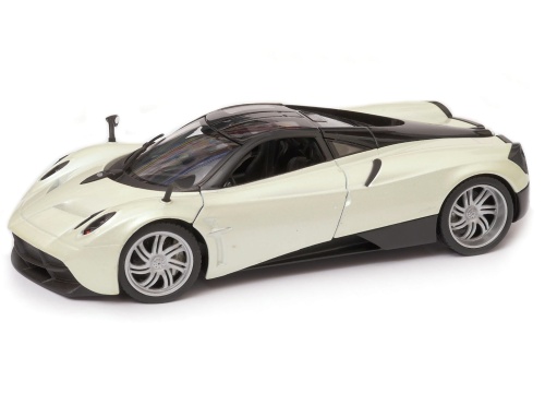 Pagani_Huayra_24088W_00.JPG