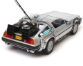 Delorean_BTTFII_22443W_080.jpg