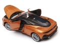 McLaren_GT_24105W_050.jpg