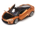McLaren_GT_24105W_040.jpg
