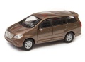 Toyota_Innova_43618_060.jpg