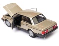 Volvo_240_GL_24102_050.jpg