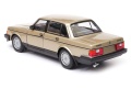 Volvo_240_GL_24102_040.jpg