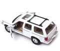 Ford_Explorer_49744_050.jpg