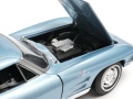 Chevrolet_Corvette_1963_24073_070.jpg