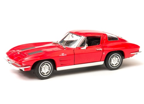 Chevrolet_Corvette_1963_24073_000.jpg