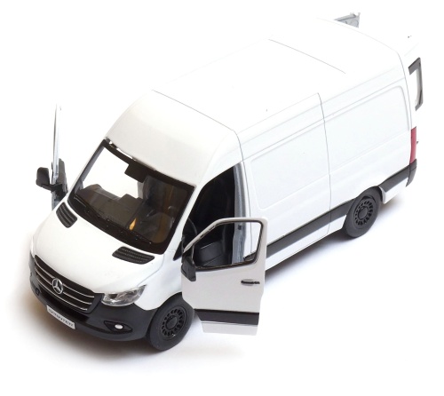 Mercedes-Benz_Sprinter_KT5426D_190.jpg