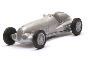 Mercedes-Benz W125 1:34-39 model WELLY 1937