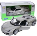 Porsche_918_Spyder_hard_top_24055H_060.jpg