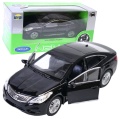 Hyundai_Azera_43679AZ_210.jpg