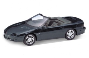 Chevrolet Camaro 1995 model Welly w skali 1:24