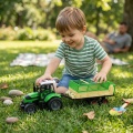 Duży ciągnik z przyczepą rozrzutnik TRAKTOR z napędem 50cm