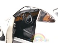 Volkswagen_Karmann_Ghia_Coupe_70.jpg