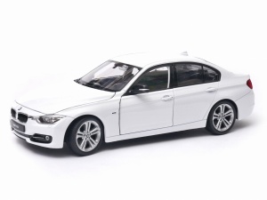 BMW 335i model Welly w skali 1:24