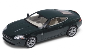 Jaguar XK Coupe 1:24 model WELLY do złożenia 22470MK