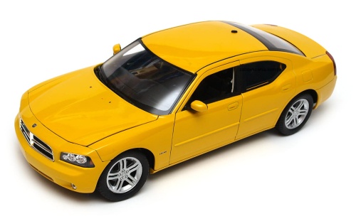 Dodge_Charger_RT_2006_80.jpg